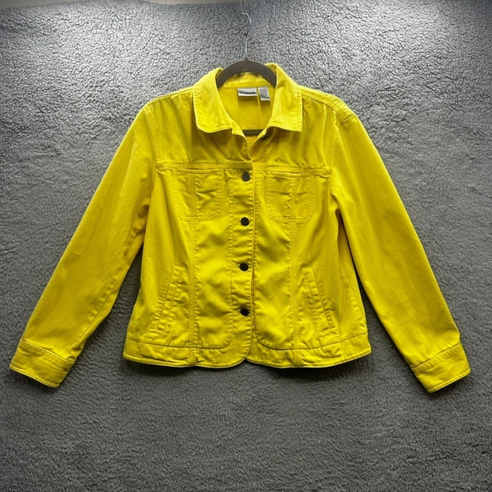 Chicos Size 1 Medium Yellow Denim Trucker Jacket Embroidered Back Floral Stretch